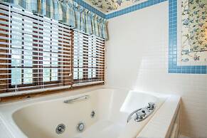 Highland Lake Inn & Resort