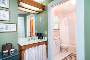 Highland Lake Inn & Resort