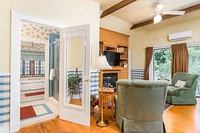 Highland Lake Inn & Resort