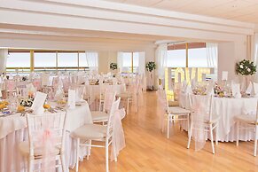 Sunset Beach Club Hotel Apartments
