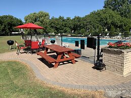 Geneva Wells Inn