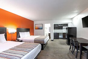 Suburban Studios Spartanburg - I-26