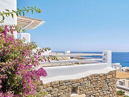 Mykonos Lolita, A Grecotel Resort To Live