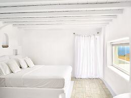 Mykonos Lolita, A Grecotel Resort To Live