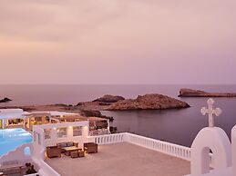 Mykonos Lolita, A Grecotel Resort To Live