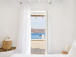Mykonos Lolita, A Grecotel Resort To Live