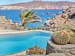 Mykonos Lolita, A Grecotel Resort To Live