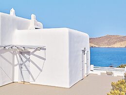 Mykonos Lolita, A Grecotel Resort To Live
