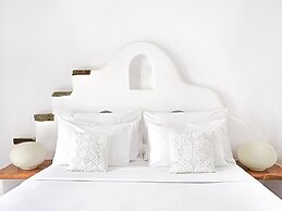 Mykonos Lolita, A Grecotel Resort To Live