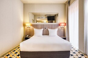 Alma Grand Place Hotel