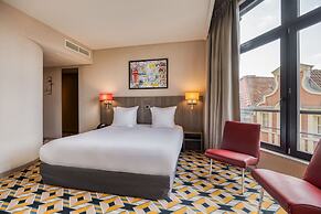 Alma Grand Place Hotel