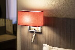 Alma Grand Place Hotel