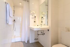 Alma Grand Place Hotel