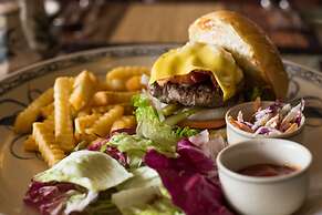 Royal Angkor Resort & Spa