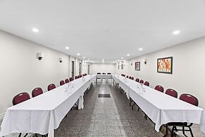 Best Western Plus Montreal East
