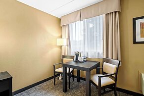 Best Western Plus Mariposa Inn & Conference Centre