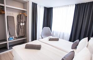 Coral Suites & Spa