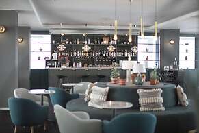Coral Suites & Spa