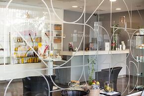 Coral Suites & Spa