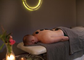 Coral Suites & Spa