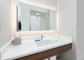 Holiday Inn Express Hotel & Suites Pell City by IHG