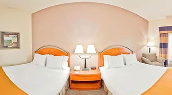 Holiday Inn Express Forest City by IHG