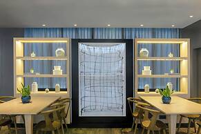 AC Hotel La Finca by Marriott