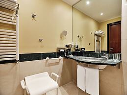 Crowne Plaza Malpensa Airport by IHG