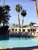 Desert Hot Springs Spa Hotel