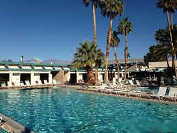 Desert Hot Springs Spa Hotel