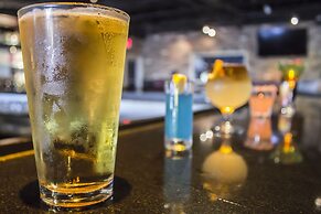 Rodeway Inn & Suites Fort Lauderdale Airport & Cruise Port