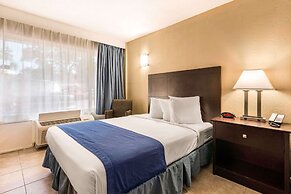 Rodeway Inn & Suites Fort Lauderdale Airport & Cruise Port