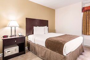 Rodeway Inn & Suites Fort Lauderdale Airport & Cruise Port
