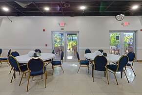 Rodeway Inn & Suites Fort Lauderdale Airport & Cruise Port