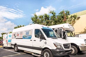 Rodeway Inn & Suites Fort Lauderdale Airport & Cruise Port