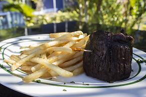 Rodeway Inn & Suites Fort Lauderdale Airport & Cruise Port