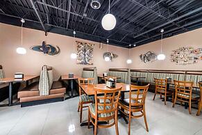 Rodeway Inn & Suites Fort Lauderdale Airport & Cruise Port