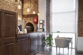 Petit Palace Plaza del Carmen