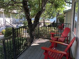 Clear Lake Cottages & Marina
