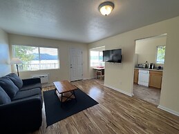 Clear Lake Cottages & Marina