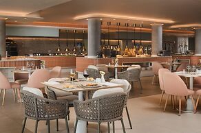Plus Fariones Suite Hotel