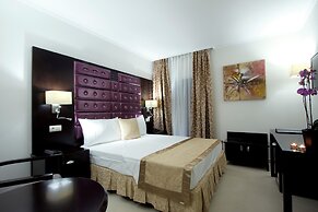 Moon Dreams Torremolinos - Adults Recommended