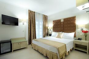 Moon Dreams Torremolinos - Adults Recommended