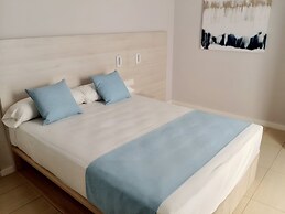 URH Hotel Excelsior