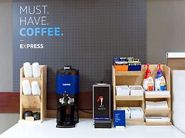 Holiday Inn Express Hotel & Suites Edmonton North by IHG