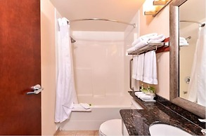 Holiday Inn Express Hotel & Suites Edmonton North by IHG