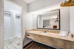 Motel 6 Tupelo, MS - Downtown