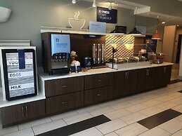 Holiday Inn Express & Suites Woodward by IHG