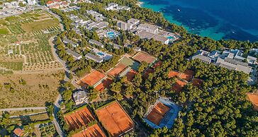 Bluesun Hotel Elaphusa