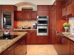 Wailea Beach Villas